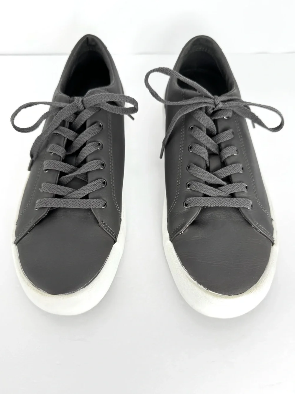Sperry Men's Black Low-Top Lace-Up Sneakers with White Sole
